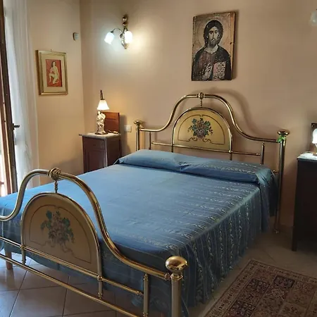 Ξενοδοχείο Fiori Capitana